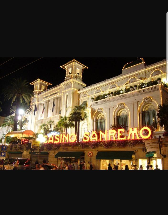 Trilocale Piazza Colombo Apartment Sanremo Exterior photo